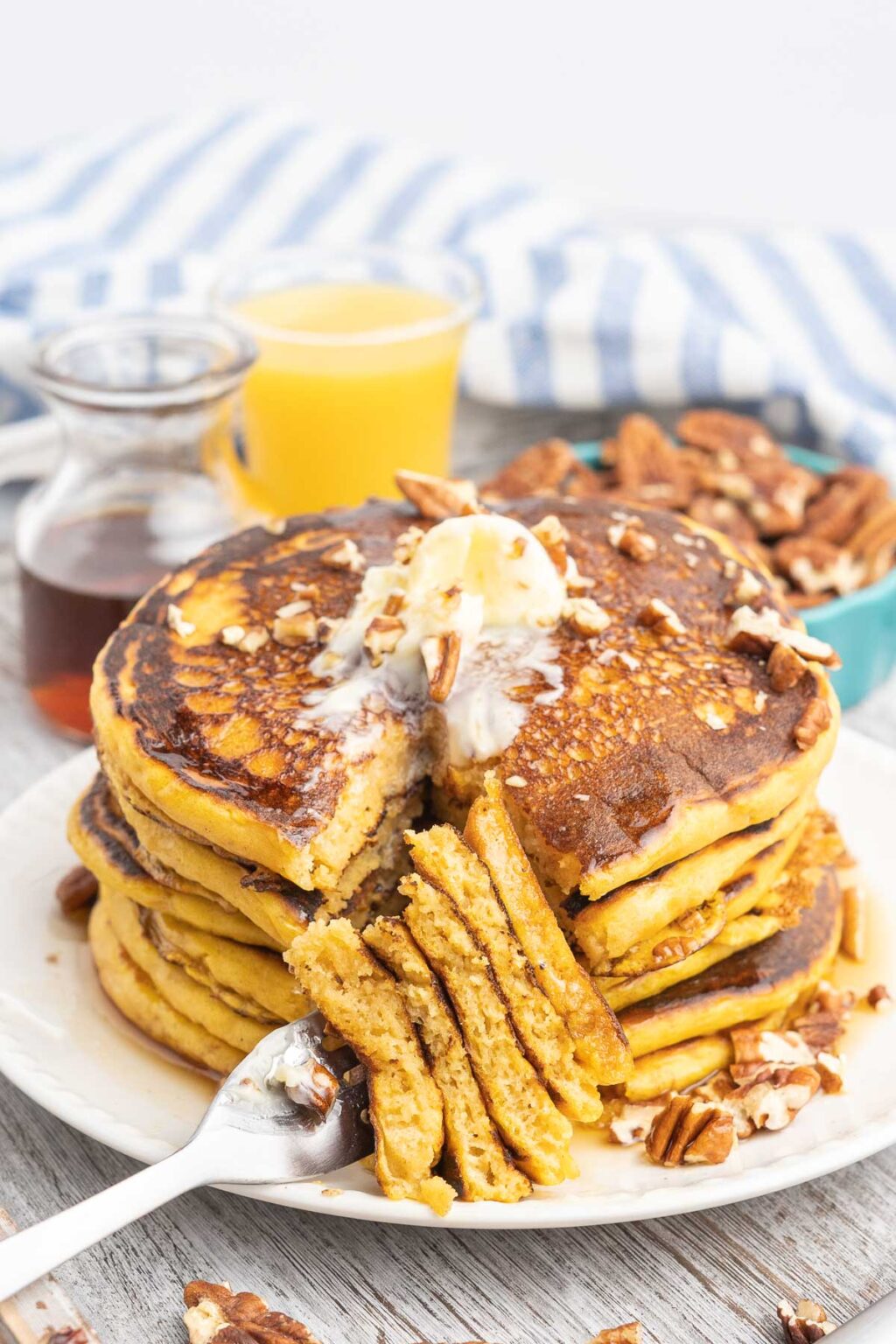 Easy Pumpkin Spice Pancakes (with buttermilk) Tastes of Homemade